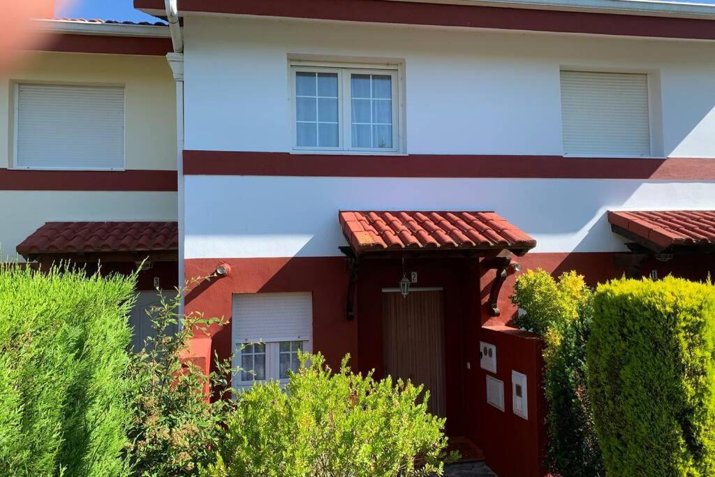 Chalet En El Alto De La Hayuela-Udias Екстериор снимка